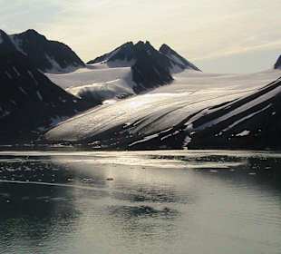 Gletscher am Madalenenfjorde