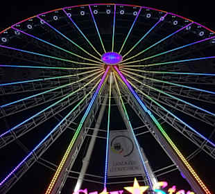 Riesenrad bei Nacht
