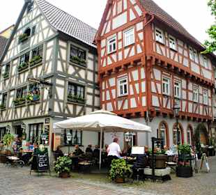 Überall Restaurationen