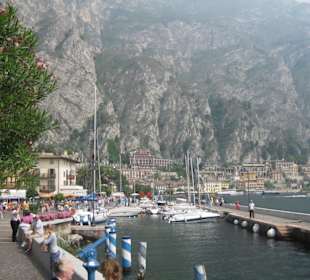 Hafen von Limone