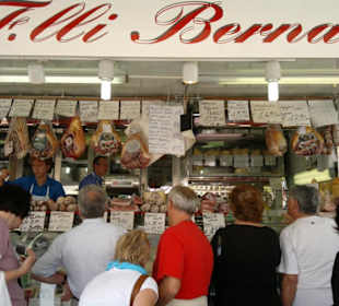 Markttag am Dienstag 7-12 Uhr