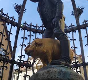 Hans-im-Glück-Brunnen