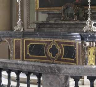 Katholische Hofkirche