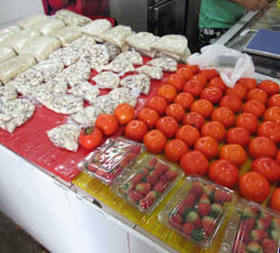 In den Markthallen von Manaus