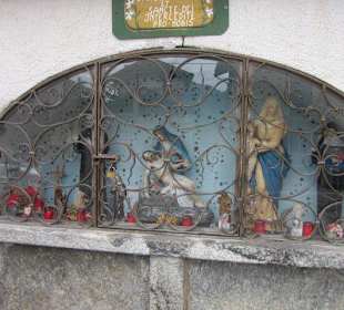 Der wunderschöne Bergort Stazzona