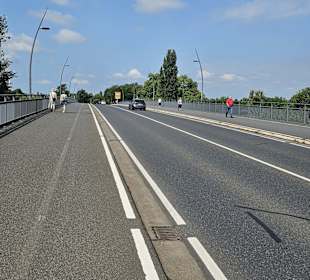 Willigisbrücke Mainpromenade