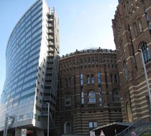 Ansicht vorm Hotel auf den Gasometer
