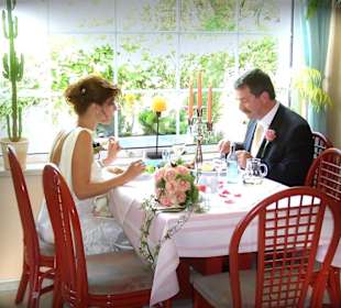 Restaurant Caprice - Candle Light Dinner