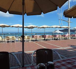 Promenade vor dem Hotel