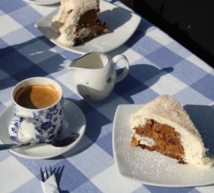 ....finden sich diese Leckereien, hier Mohrrübenku