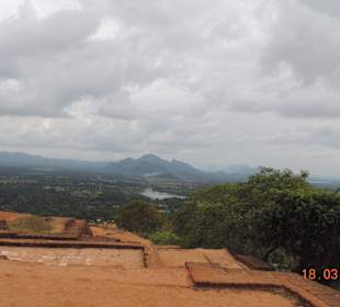 Adt auf dem Sigiriya Felsen