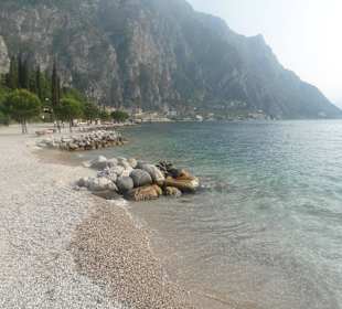 Öffentlicher Strand oberhalb des Hotels Ideal