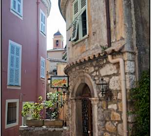 Uliczka w Roquebrune