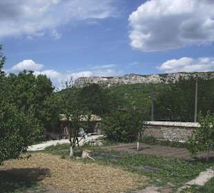 Pobiti Kamani