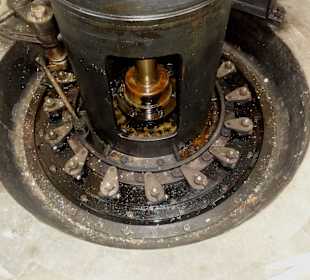 Die Francis-Turbine der Wassermühle