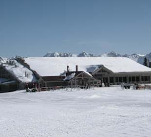 Two Elk Lodge