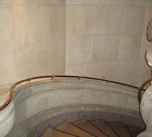 Treppe in den alten Ratskeller vom Eingang aus