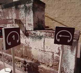 Audio Guide verfügbar, sehr empfehlenswert