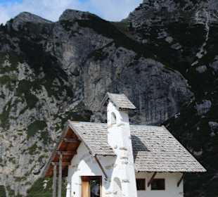 Kapelle auf der Passhöhe
