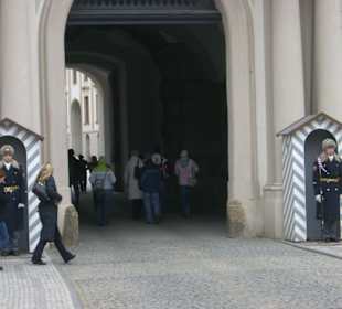 Wachposten der Prager Burg
