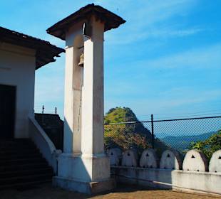 Dziedziniec przed Świątynią