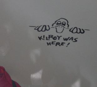 Zeichnungen in dem Fahrzeug!  