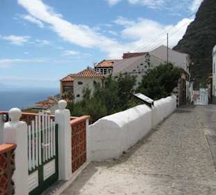 "Sky- road" in Agulo