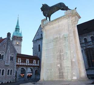 Der Burglöwe auf dem Burgplatz