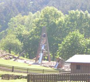 Blick auf den Abenteuerspielplatz