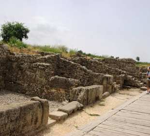 Entlang der früheren Häuser