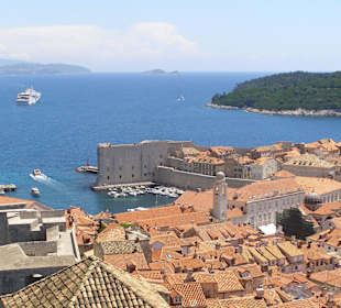 Widok na Adriatyk z Murów Obronnych