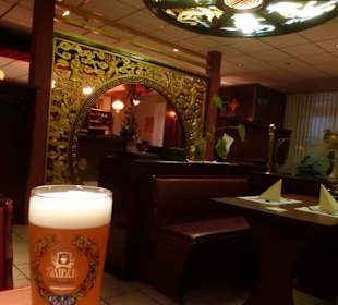 Beim Abendessen im China-Restaurant Wu