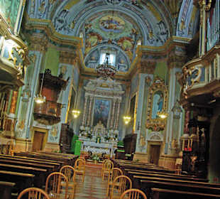 Die imposante Kirche