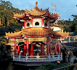 Maokong Gondel -  Rund um Tempel Station