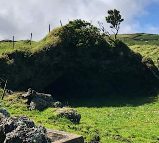 Weitere Höhlen auf der Hochebene