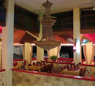 Einladendes "Open-Air Restaurant"