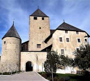 Ćiastel de Tor - Museum Ladin - Ladinisches Museum