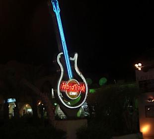 Vor dem Hard Rock Cafe