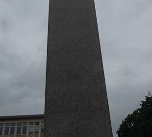 Skulptur Drei Männer im Boot