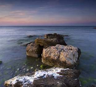 Plaża w Argassi o zachodzie słońca