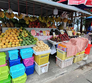 Stadtrundgang Naithon Beach