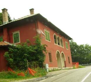 Altes Haus aber verlassen