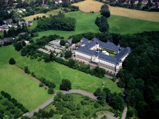 Schloss Bensberg In Bergisch Gladbach Holidaycheck