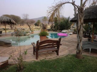 Hotel Gabus Game Ranch