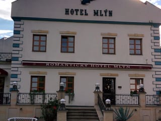 Romantic Hotel Mlýn Karlstejn