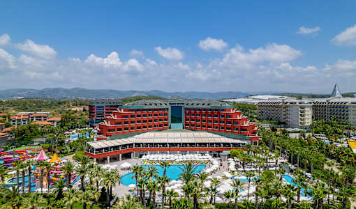 Delphin Deluxe Resort