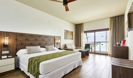 Hotel Riu Atoll