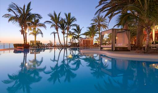 Adrián Hoteles Roca Nivaria