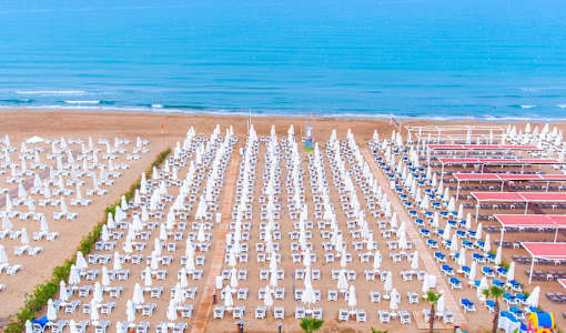 Dream World Resort & Spa