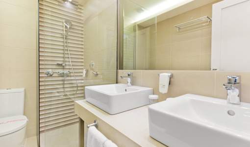Alea Hotel & Suites